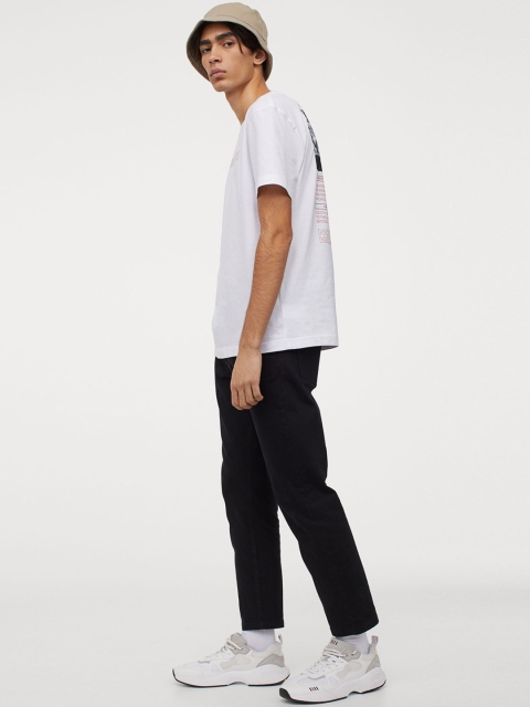 

H&M Men White Printed T-Shirt with A Motif