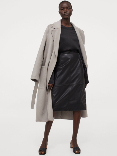 

H&M Women Black Imitation Leather Skirt