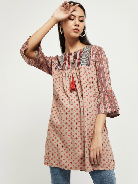 

max Women Grey & Orange Printed Tunic