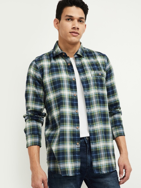

max Men Green & Off-White Regular Fit Checked Casual Shirt