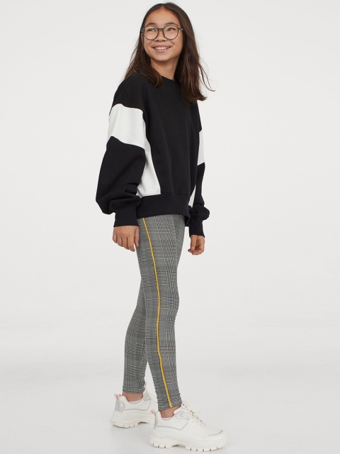 

H&M Girls Black & White Checked Leggings