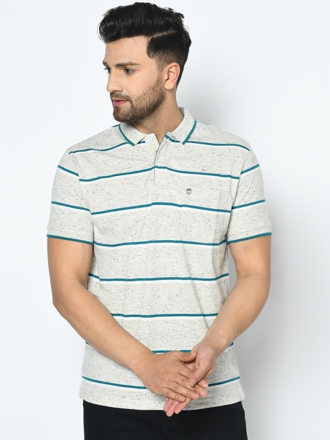 

Duke Men Green Solid Polo Collar T-shirt