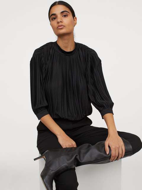 

H&M Women Black Solid Pleated Top