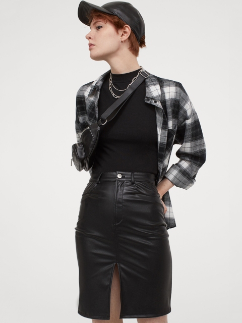 

H&M Women Black Imitation Leather Skirt