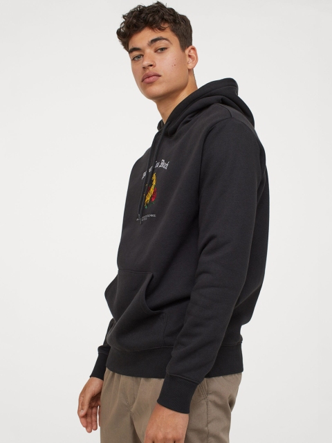 

H&M Men Black Printed Hoodie