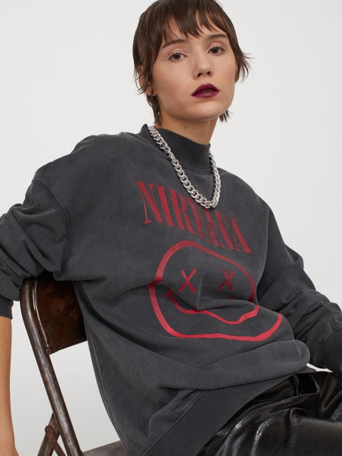

H&M Women Grey Printed Oversized Sweatshirt