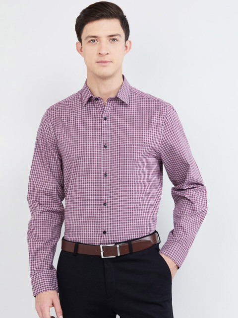

max Men Maroon Slim Fit Checked Casual Shirt