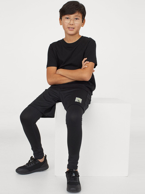 

H&M Boys Black Solid Sports Tights with Shorts