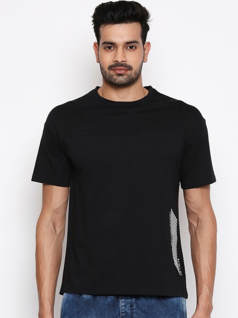 

People Men Black Solid Round Neck Pure Cotton T-shirt