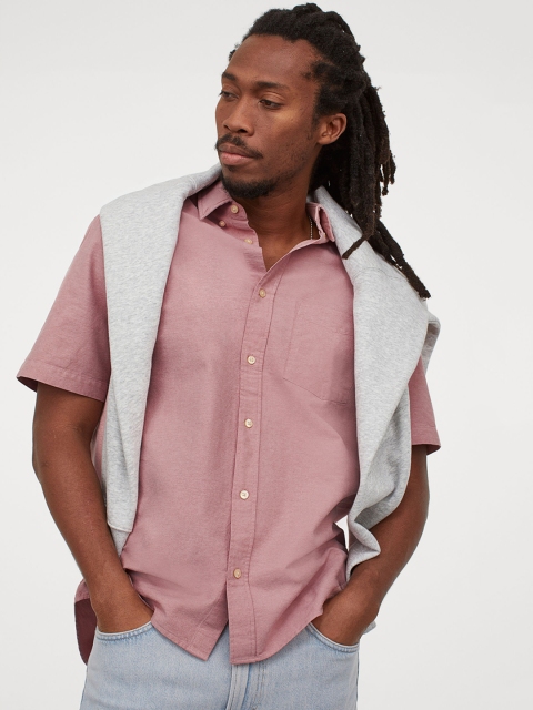 

H&M Men Pink Solid Regular Fit Oxford Shirt