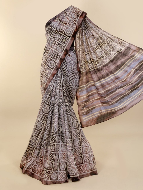

Pothys Grey & White Cotton Blend Printed Saree