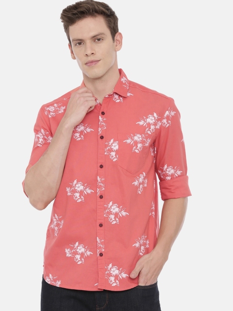 

William White Men Peach-Coloured Slim Fit Printed Casual Shirt
