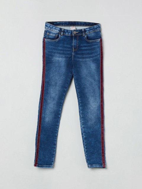 

max Girls Blue Regular Fit Mid-Rise Clean Look Jeans