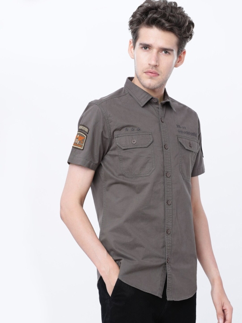 

Ecko Unltd Men Grey Slim Fit Solid Casual Shirt