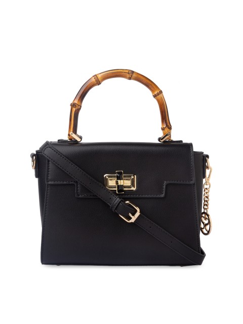 

Sole To Soul Black Solid Handheld Bag