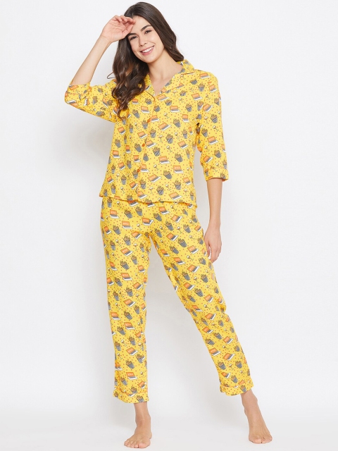 

Clovia Women Yellow & Orange Printed Cotton Night Suit