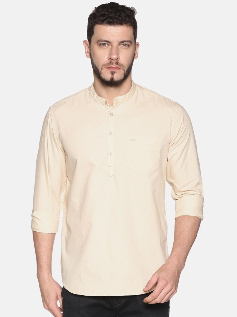 

Chennis Men Beige Solid Straight Kurta