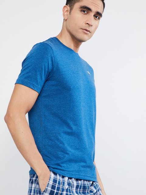 

max Men Blue Solid Round Neck T-shirt