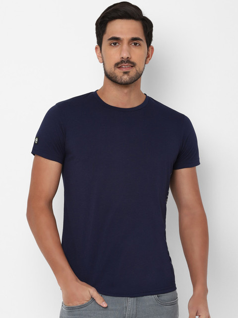 

Solly Sport Men Navy Blue Solid Round Neck T-shirt