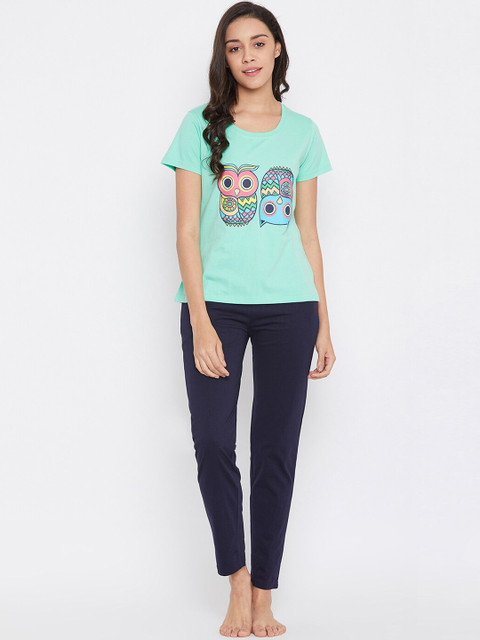 

Clovia Women Green & Blue Graphic Night Suit