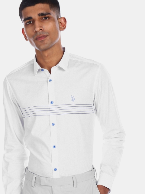 

U.S. Polo Assn. Men White Regular Fit Striped Casual Shirt