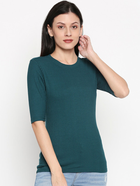 

People Women Green Solid Cotton Knitted Fitted Top