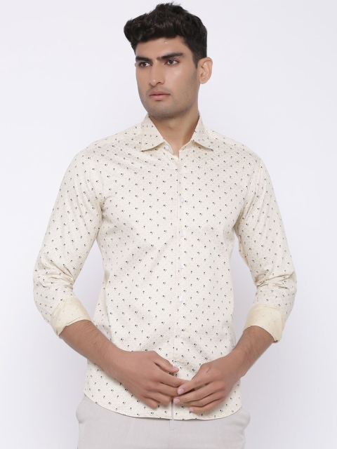 

Tistabene Men Brown Regular Fit Solid Casual Shirt