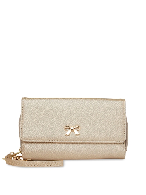 

Globus Women Gold-Coloured Solid Envelope Wallet