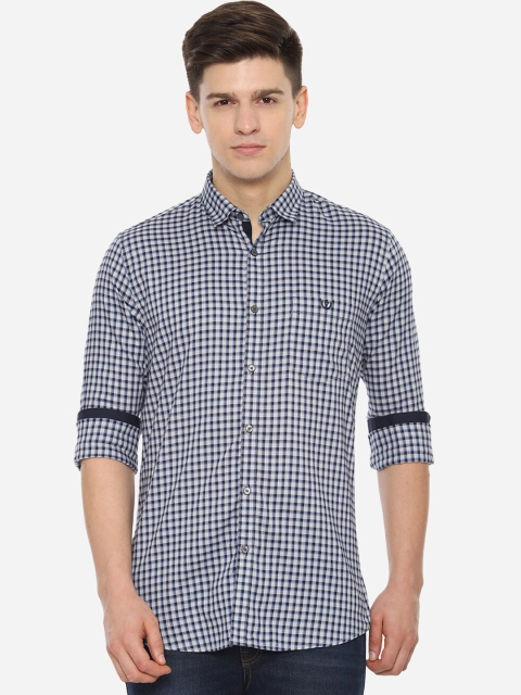 

Van Heusen Sport Men White & Black Slim Fit Checked Casual Shirt