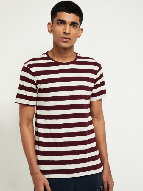 

max Men White Striped Round Neck T-shirt