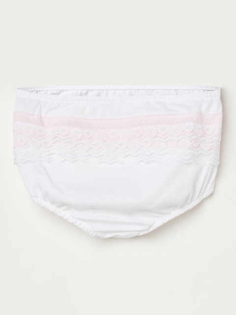 

Juniors by Lifestyle Boys White & Pink Solid Basic Briefs 8907382043446