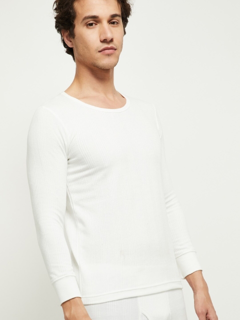 

max Men Off-White Solid Round Neck Thermal Top