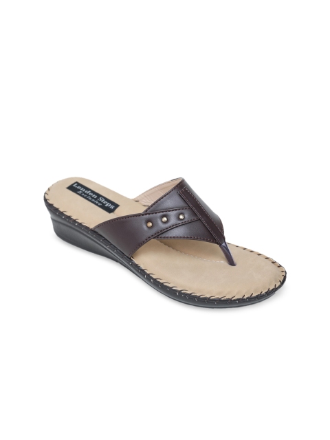 

LONDON STEPS Women Brown Solid Sandals