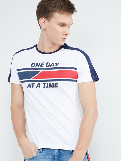 

max Men White Printed Round Neck T-shirt
