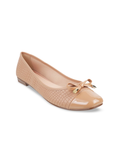 

DAVINCHI Women Beige Solid Ballerinas