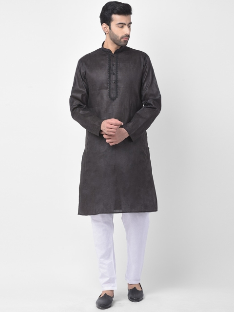 

SG LEMAN Men Black Solid Kurta with Pyjamas
