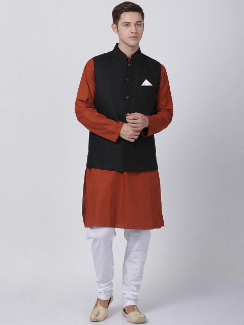 

TABARD Men Red Solid Kurta with Churidar and Jacket