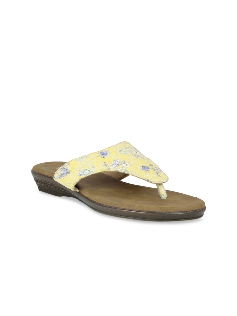 

Inc 5 Women Yellow Printed Comfort Heels