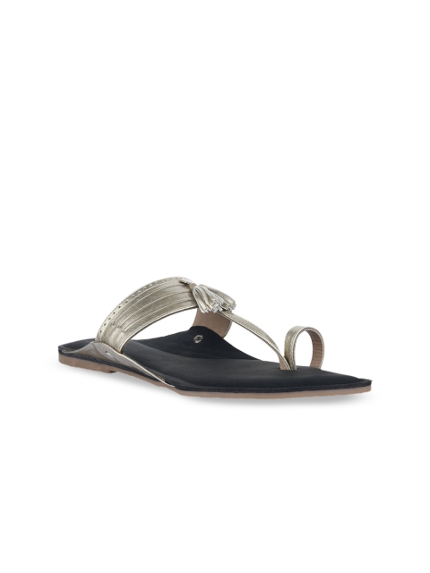 

SKO Men Black & Gold-Toned Solid Leather Kolhapuri Comfort Sandals