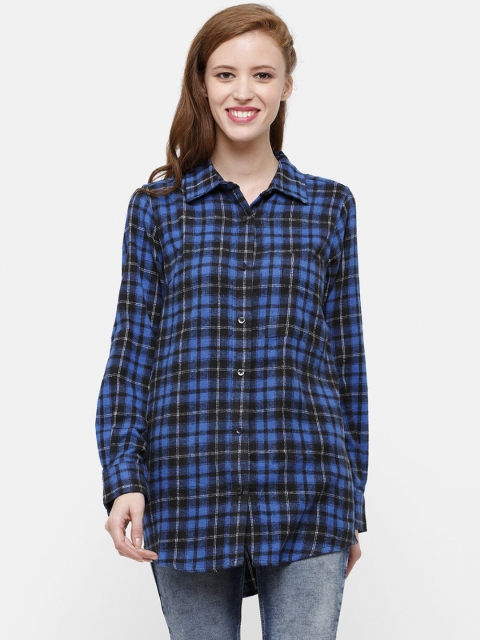

STROP Women Blue & Black Regular Fit Checked Casual Shirt
