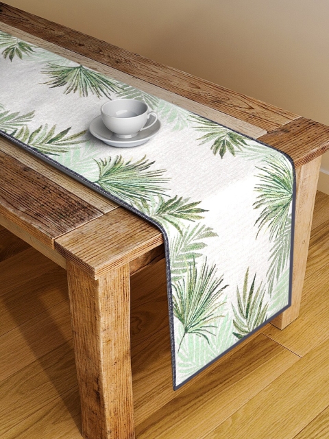 

KLOTTHE Set Of 2 White & Green Woven Design Table Runners