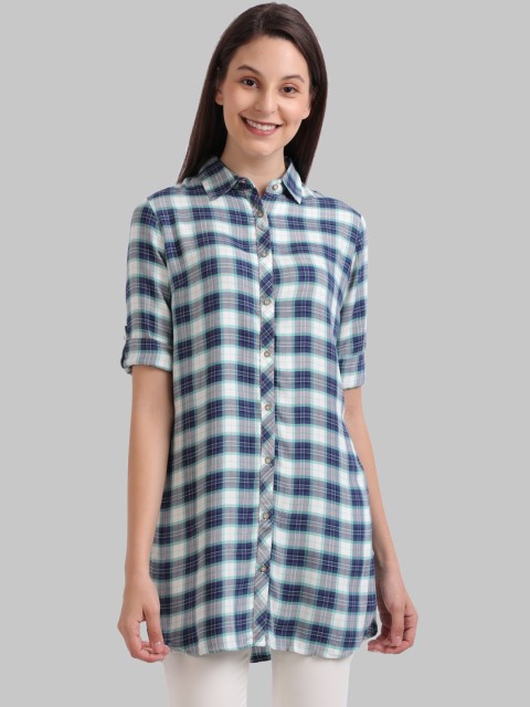 

Parx Women Sea Green & Navy Blue Regular Fit Checked Casual Shirt