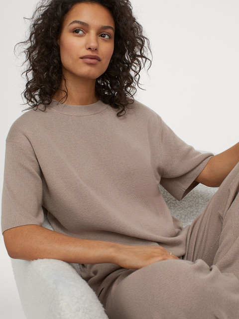 

H&M Women Beige Fine-Knit T-shirt