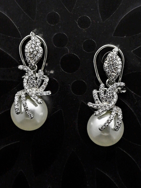 

MIDASKART Silver-Toned Circular Drop Earrings