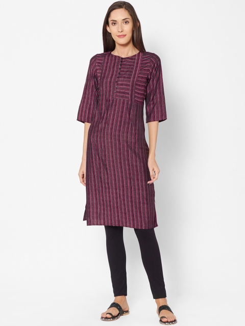 

Fusion Beats Women Maroon Striped Straight Kurta