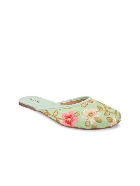 

CALZADO Women Green Woven Design Mojaris