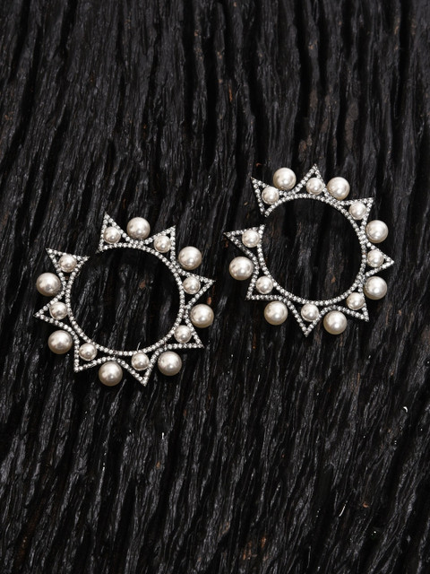 

MIDASKART White Circular Studs