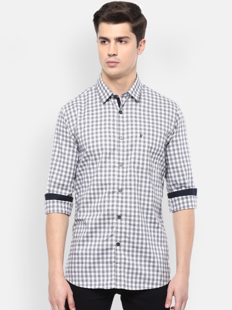 

Van Heusen Sport Men Grey Slim Fit Checked Casual Shirt