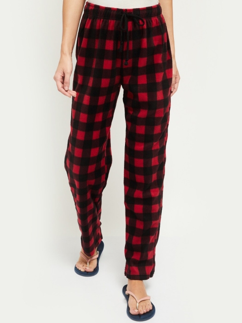 

max Women Black & Red Checked Lounge Pants