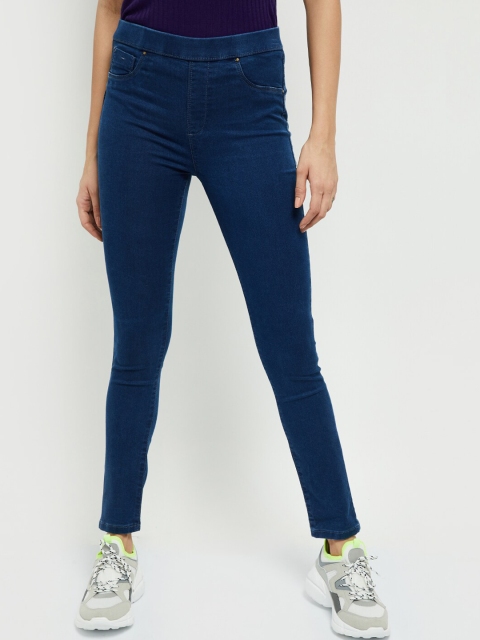 

max Women Blue Solid Jeggings